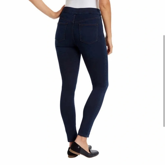 Gloria Vanderbilt Pull On Comfort Jeans Ladies Blue Beverly - Picture 3 of 7